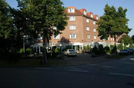 Hotel Wilhelm Busch Norderstedt Exterior foto